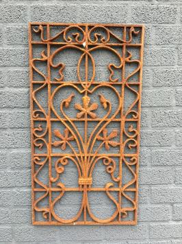 Tür- und Fenstergitter aus Gusseisen, Wandschmuck, schönes Stück aus Schmiedeeisen